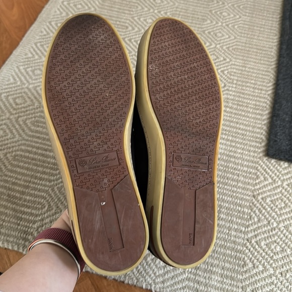 Loro Piana men’s 70s walk - Picture 3 of 11